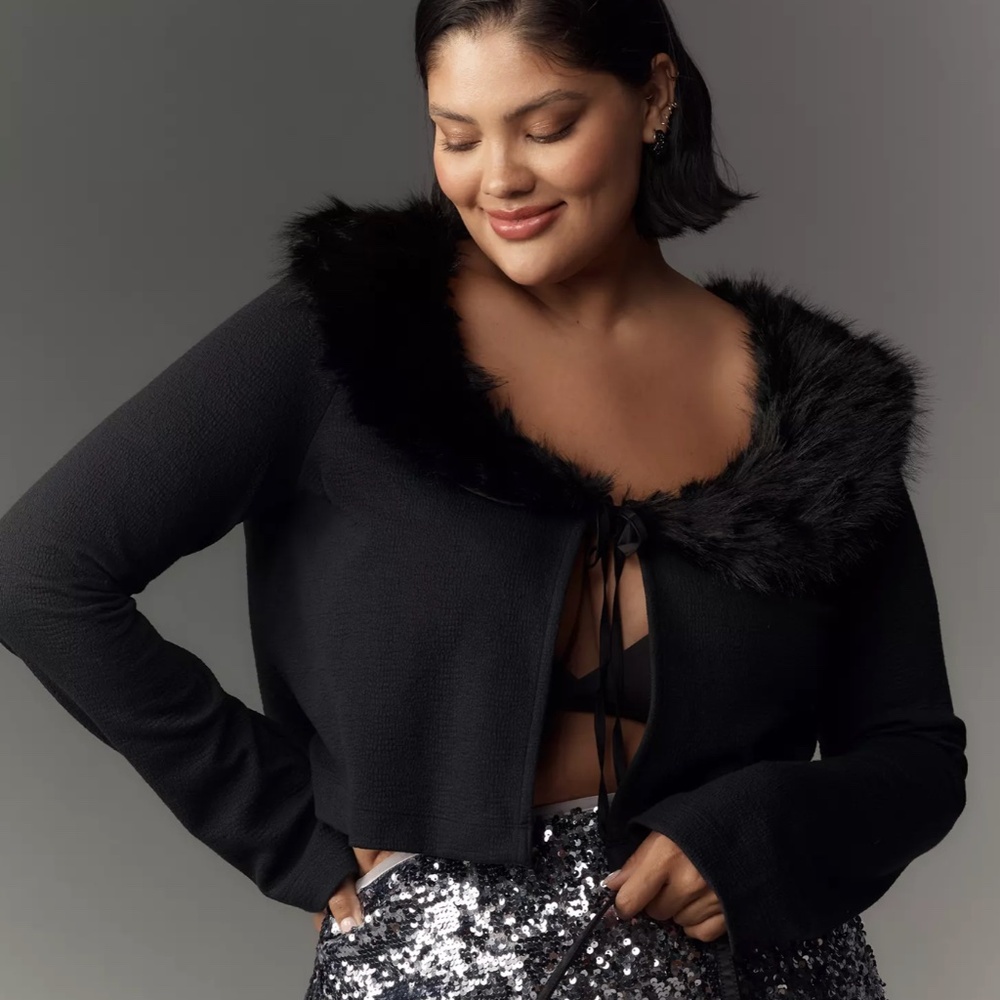 Maeve by Anthropologie Faux-Fur Collar Cropped Cardigan Sweater in Black - XL